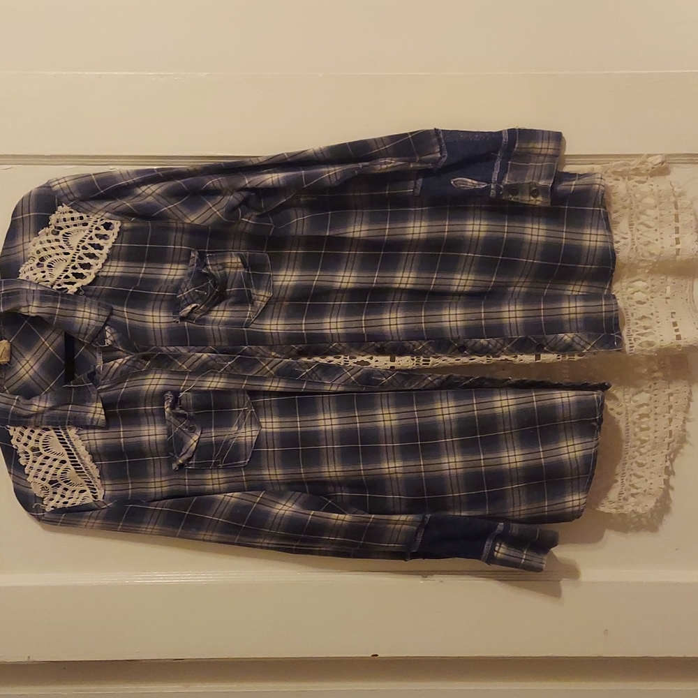 Lace flannel